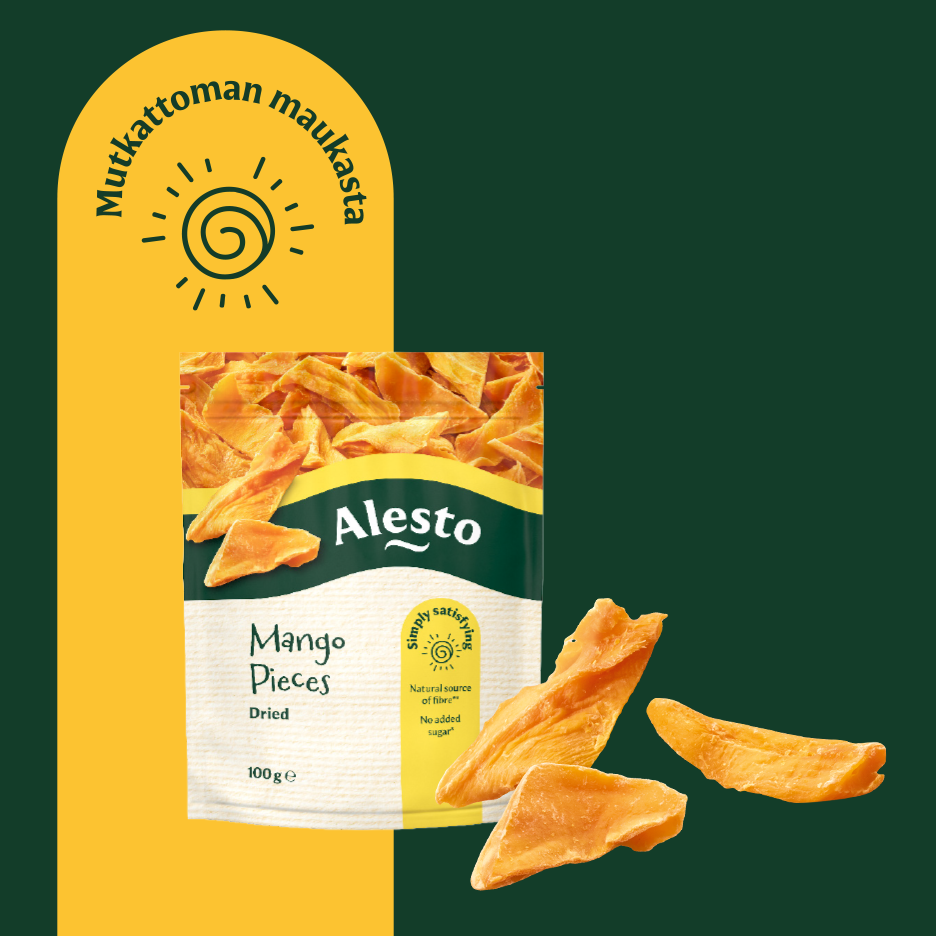 Pussi kuivattuja mangopaloja, joissa on tekstiä